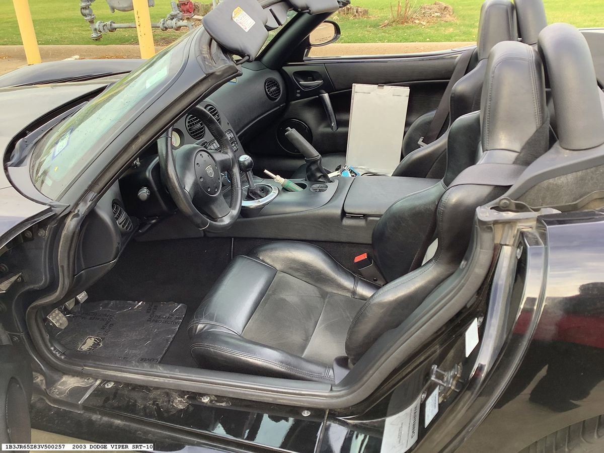 Used 2003 Dodge Viper SRT-10 RWD image 7
