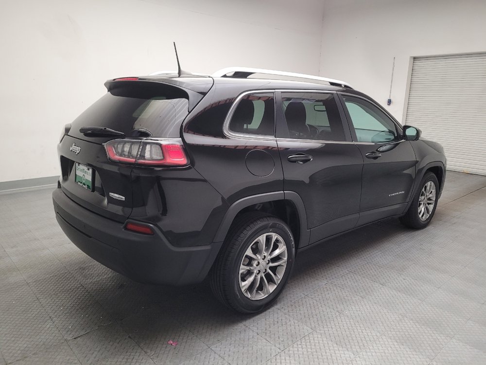Used 2019 Jeep Cherokee Latitude Plus w/ Comfort/Convenience Group FWD image 9