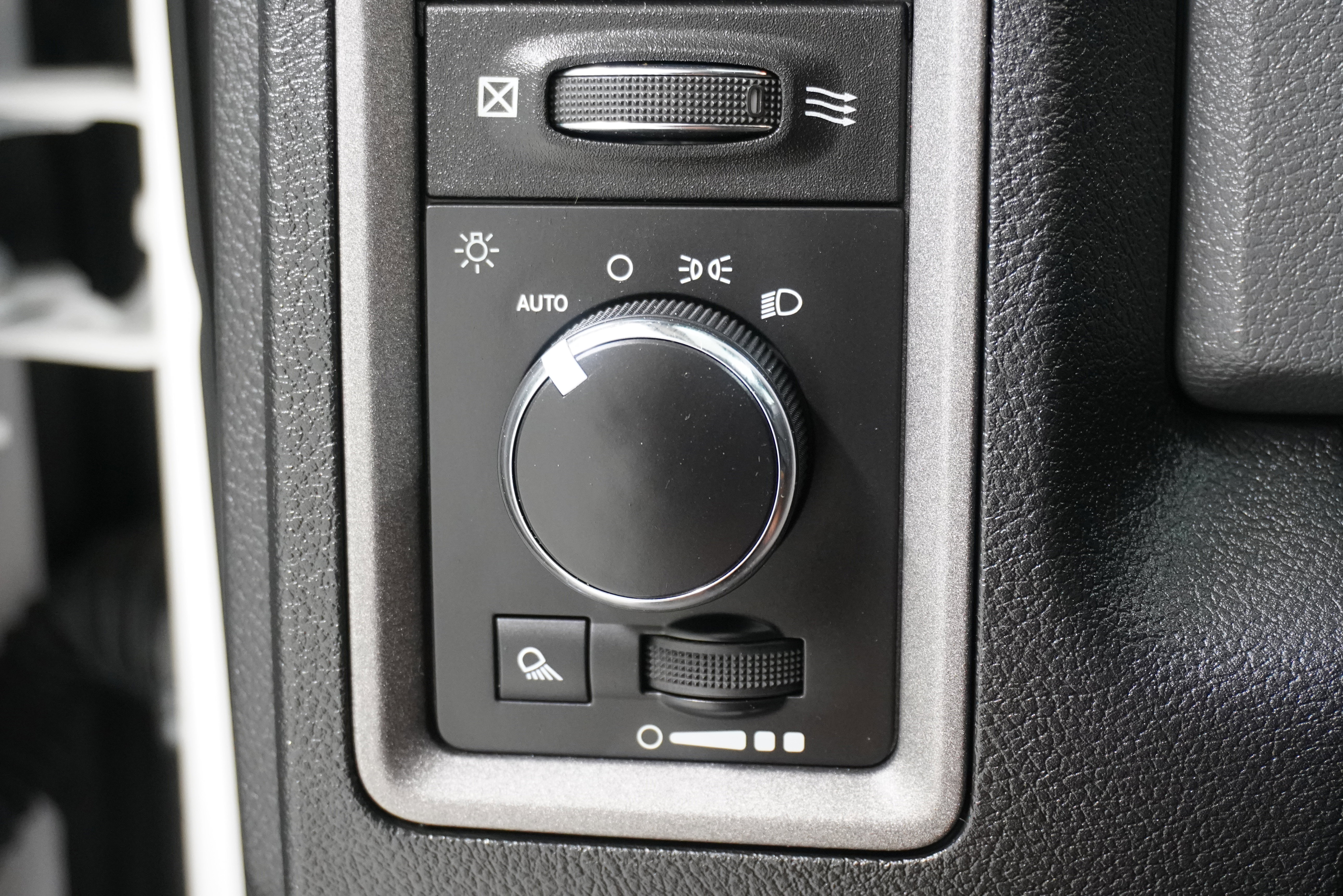 Used 2017 RAM 1500 Tradesman w/ Popular Equipment Group image 18