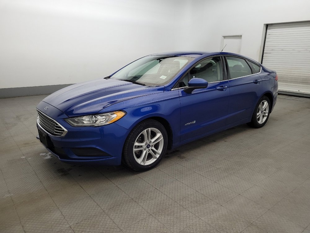 Used 2018 Ford Fusion S image 2