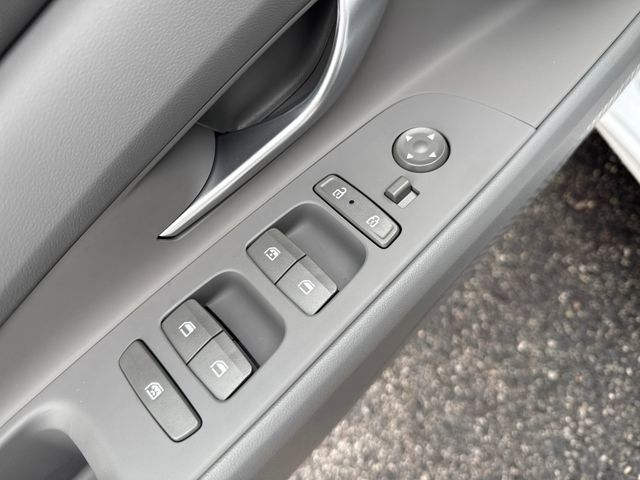 Certified 2025 Hyundai Elantra Sport image 11