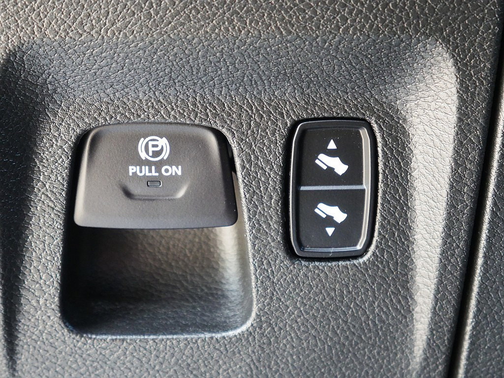 Used 2019 RAM 1500 Limited AWD/4WD image 28