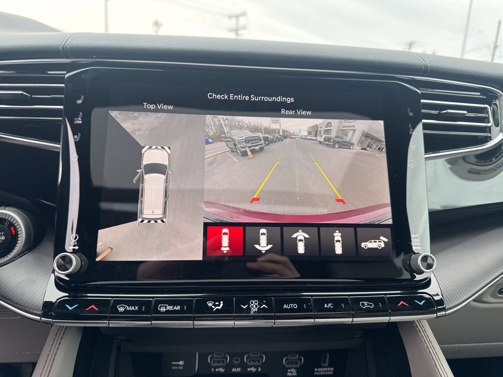 New 2026 Jeep Grand Wagoneer Summit w/ Rear Seat Video Group I AWD/4WD image 17
