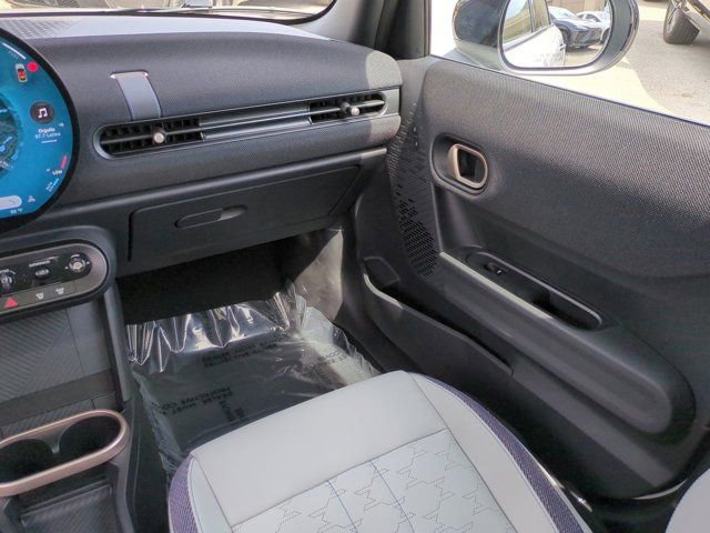 Used 2026 MINI Cooper 4-Door Hardtop image 15