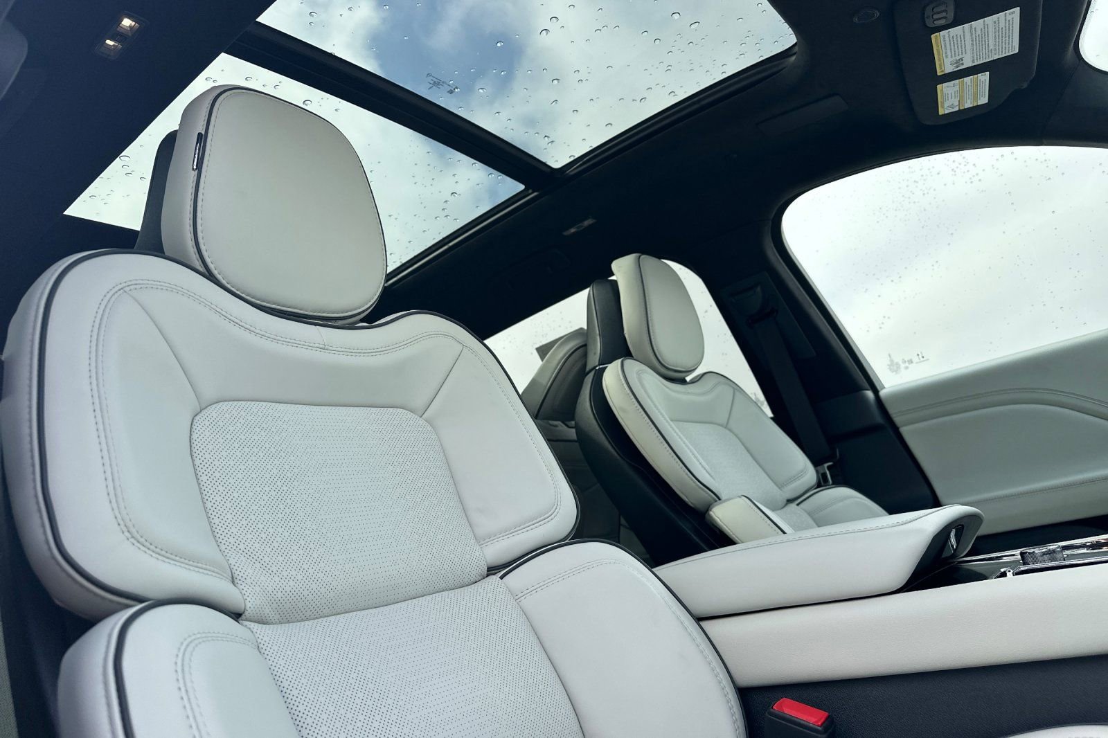 New 2026 Lincoln Aviator Black Label w/ Black Label Special Edition AWD/4WD image 16