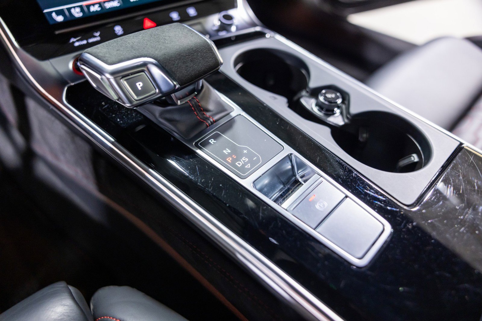 Used 2024 Audi RS 6 performance AWD/4WD image 44