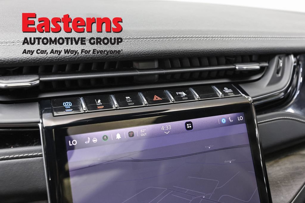 Used 2023 Jeep Grand Cherokee 4WD 4xe image 19