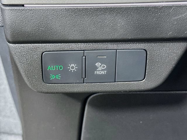 Used 2023 Audi Q4 e-tron Prestige AWD/4WD image 24