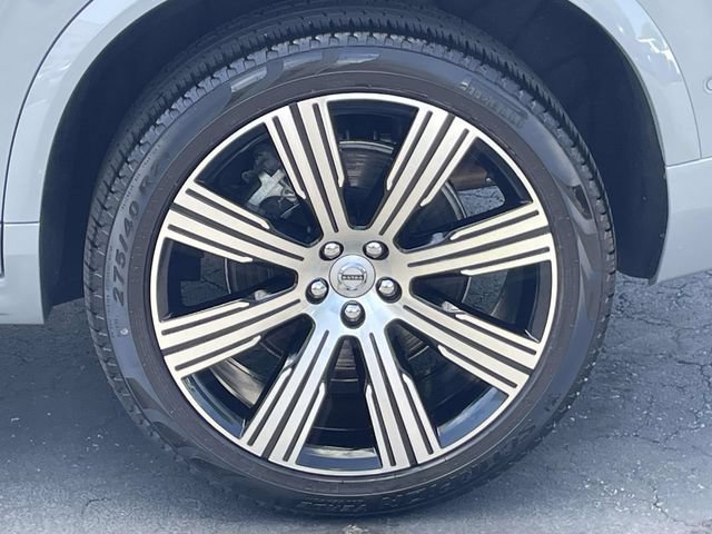 Used 2025 Volvo XC90 T8 Plus w/ Protection Package Premier AWD/4WD image 9
