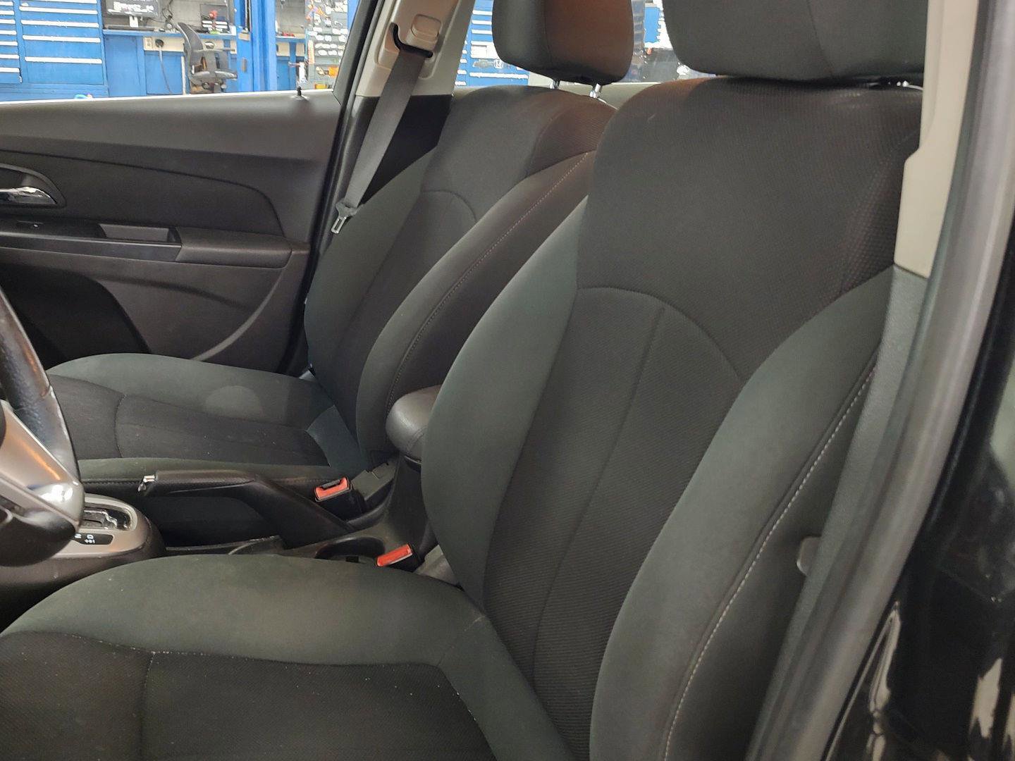 Used 2011 Chevrolet Cruze LT w/ RS Package FWD image 2