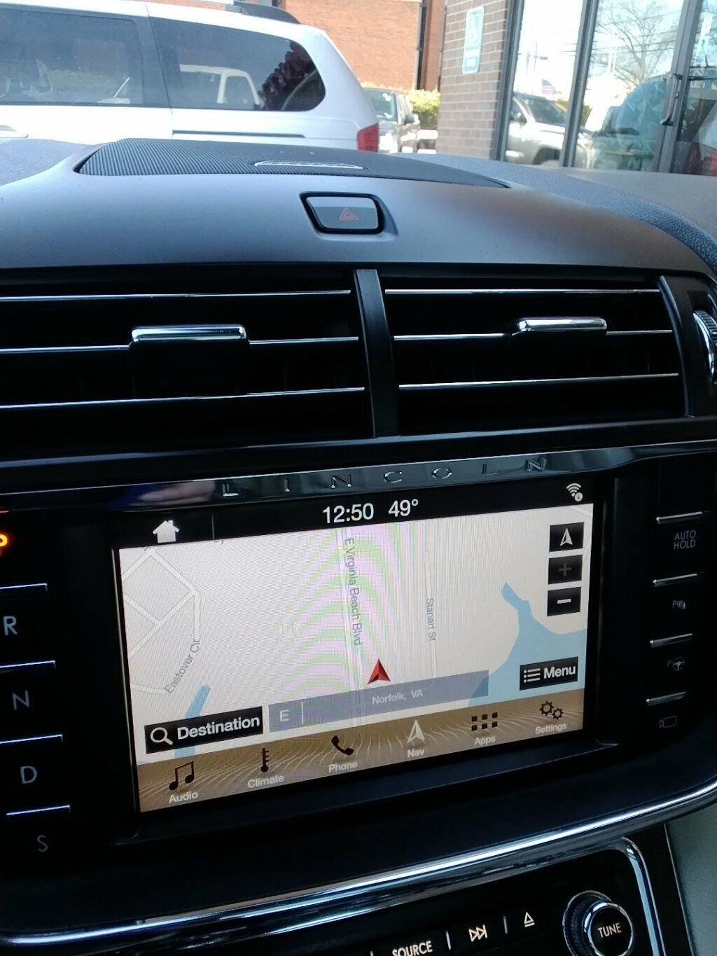 Used 2017 Lincoln Continental Reserve w/ Technology Package image 15