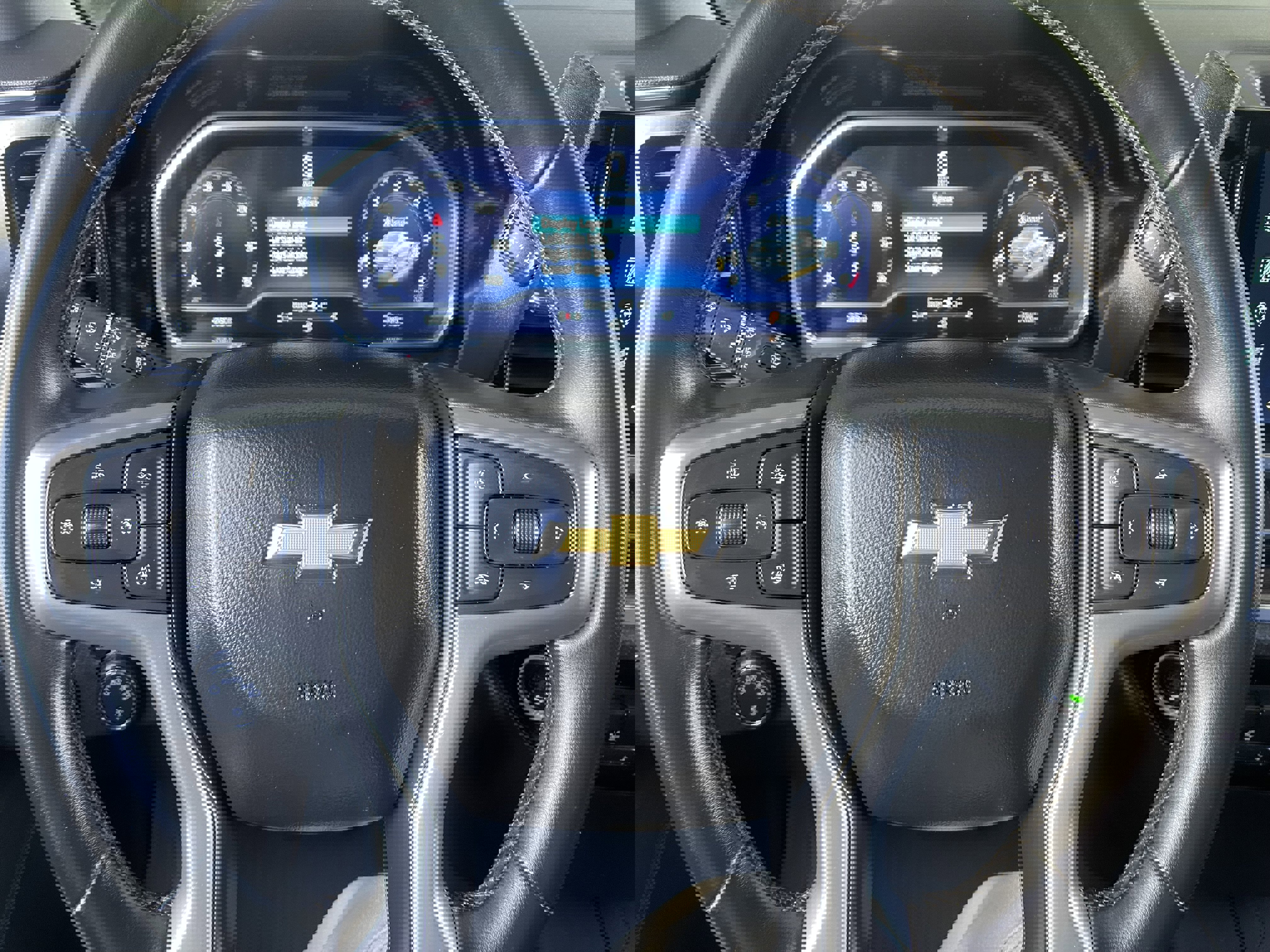 Used 2023 Chevrolet Silverado 1500 LT AWD/4WD image 33