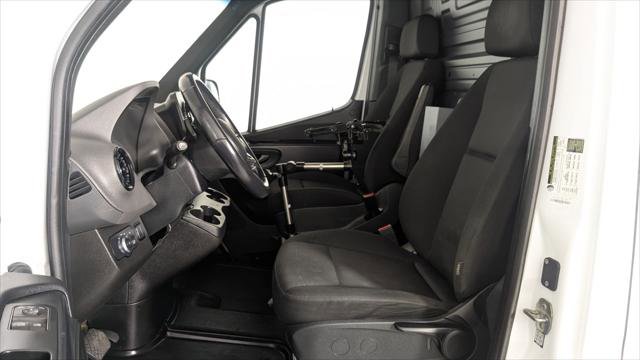 Used 2022 Mercedes-Benz Sprinter 1500 image 11