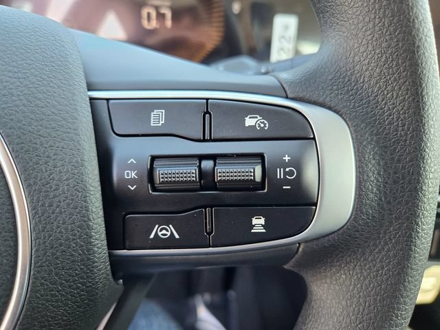 New 2026 Kia K5 LXS FWD image 4