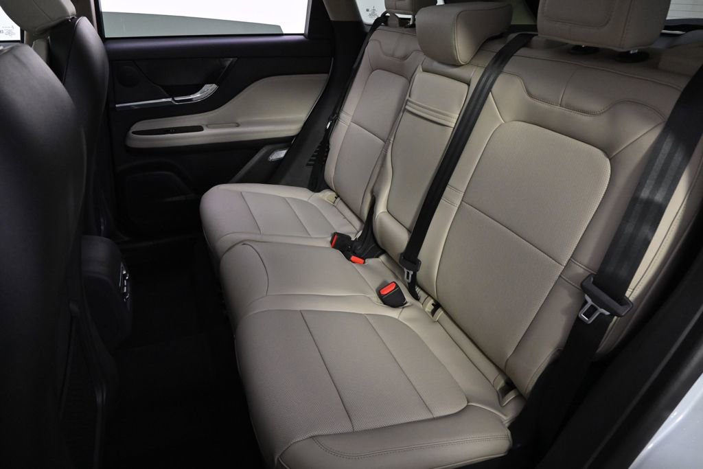 New 2026 Lincoln Corsair Premiere image 21