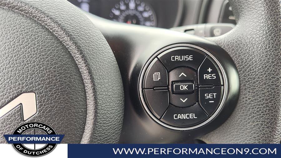 Used 2022 Kia Soul LX w/ Technology Package image 18