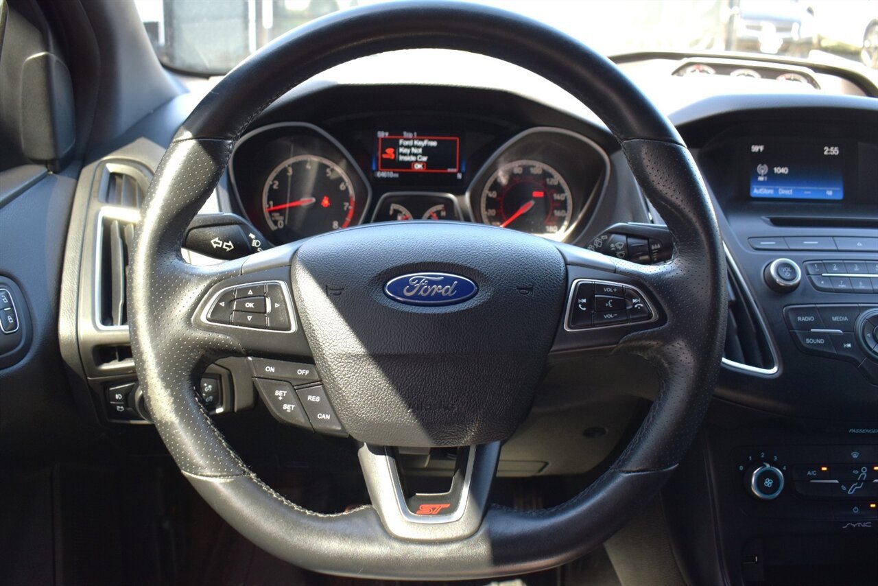 Used 2016 Ford Focus ST image 13