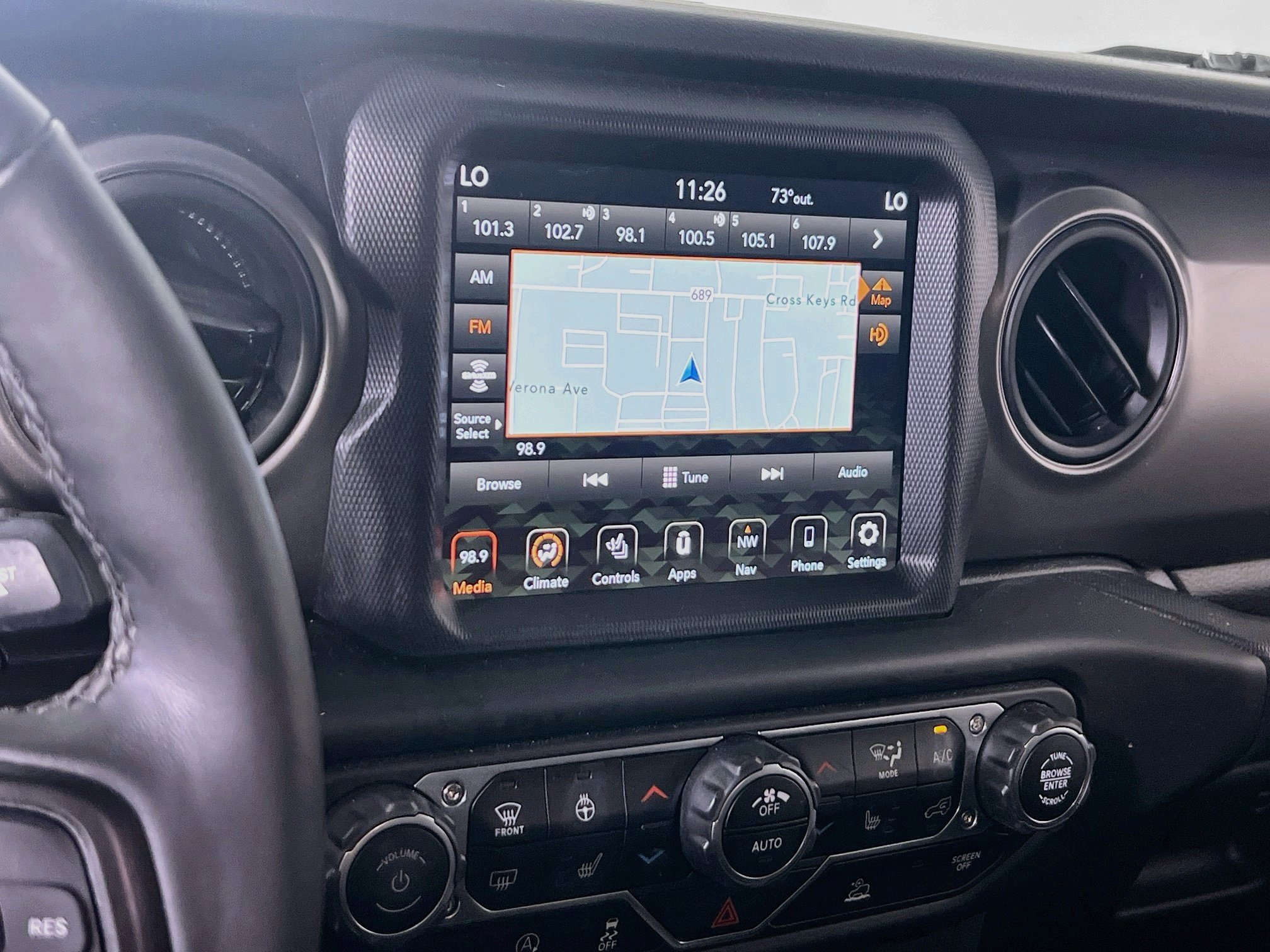 Used 2023 Jeep Wrangler Sport AWD/4WD image 15