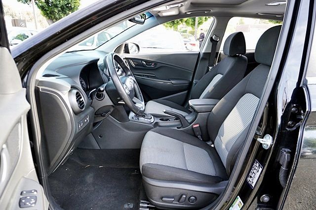 Used 2021 Hyundai Kona SEL Plus w/ Cargo Package FWD image 14