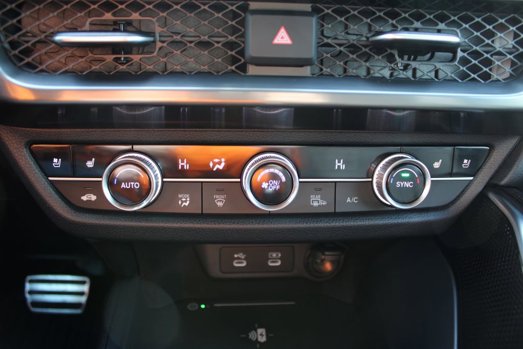 Used 2025 Acura ADX A-Spec image 19