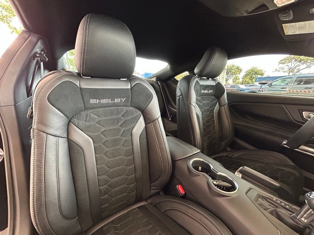 Used 2025 Ford Mustang GT Premium w/ GT Performance Package RWD image 30