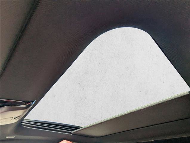 Used 2025 BMW i4 eDrive40 image 16