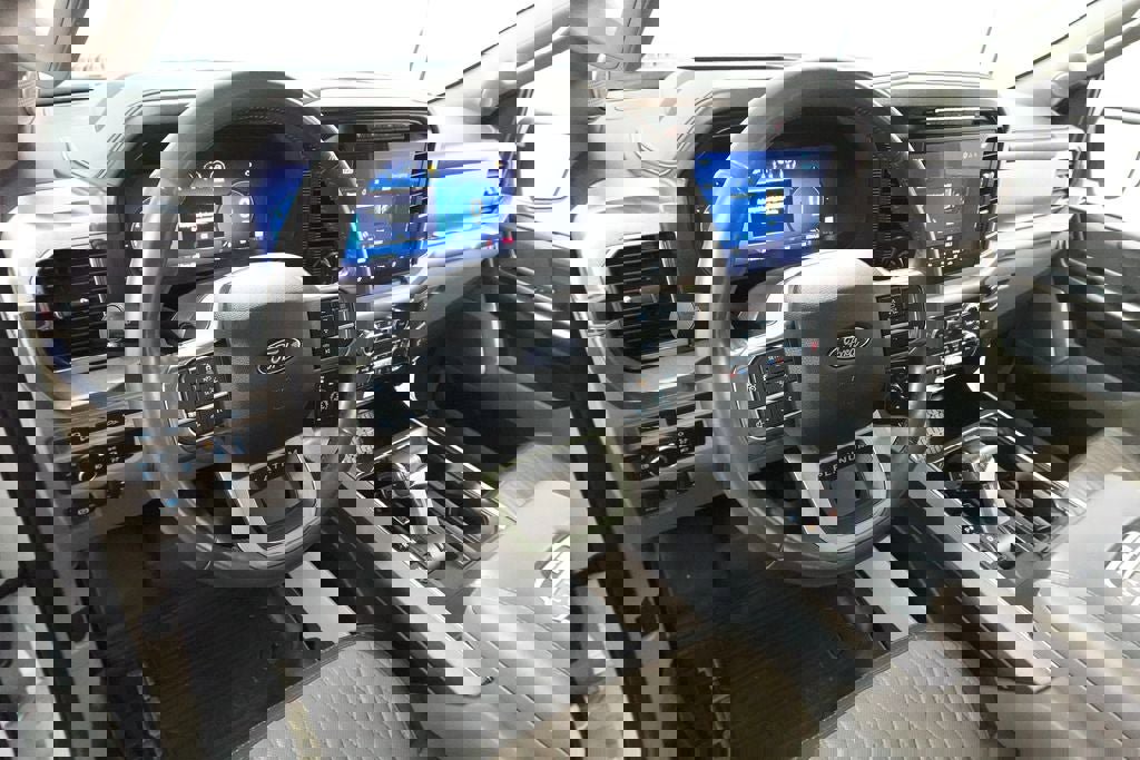 Used 2024 Ford F150 Platinum w/ Equipment Group 703A Plus AWD/4WD image 27