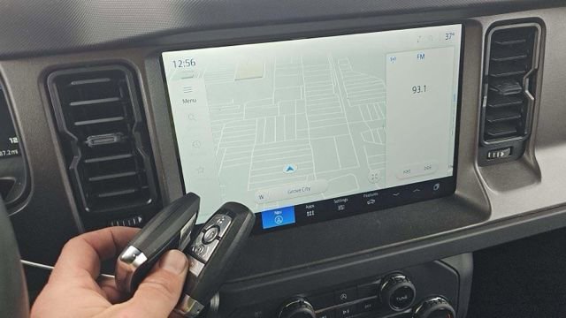 Used 2025 Ford Bronco Big Bend image 13