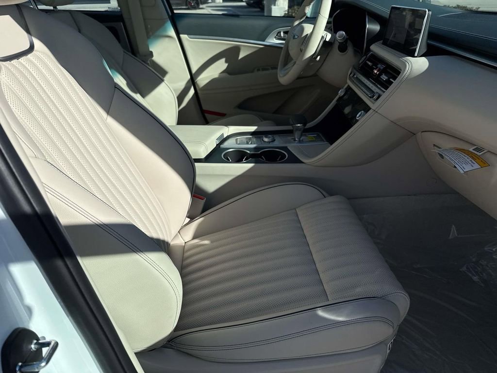 New 2026 Genesis G70 2.5T Prestige RWD image 13