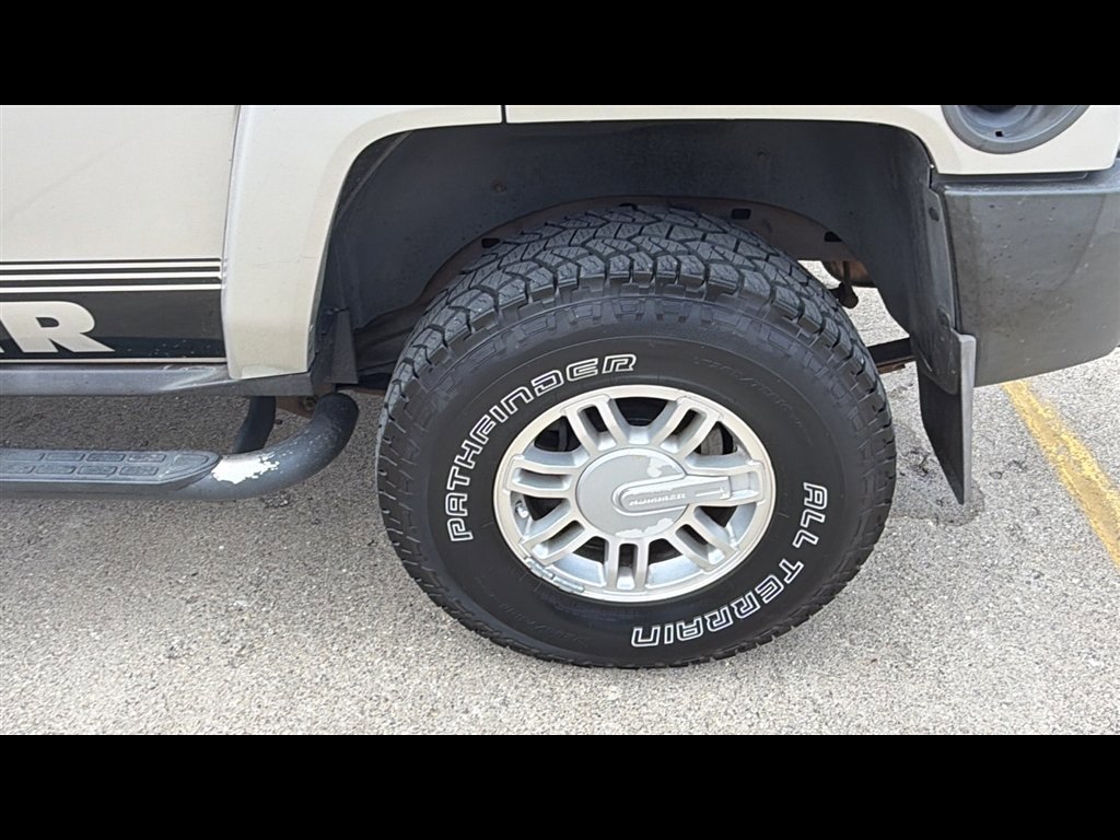 Used 2007 HUMMER H3 AWD/4WD image 22