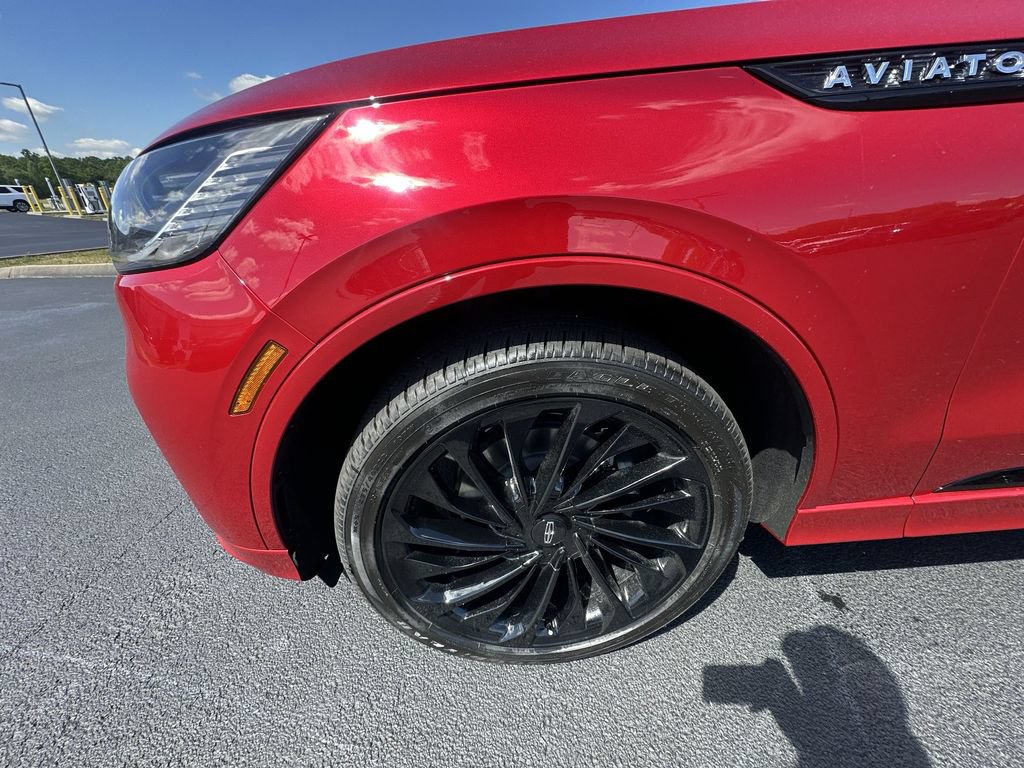 New 2026 Lincoln Aviator Reserve AWD/4WD image 16