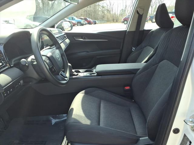 Certified 2025 Toyota Camry LE FWD image 17