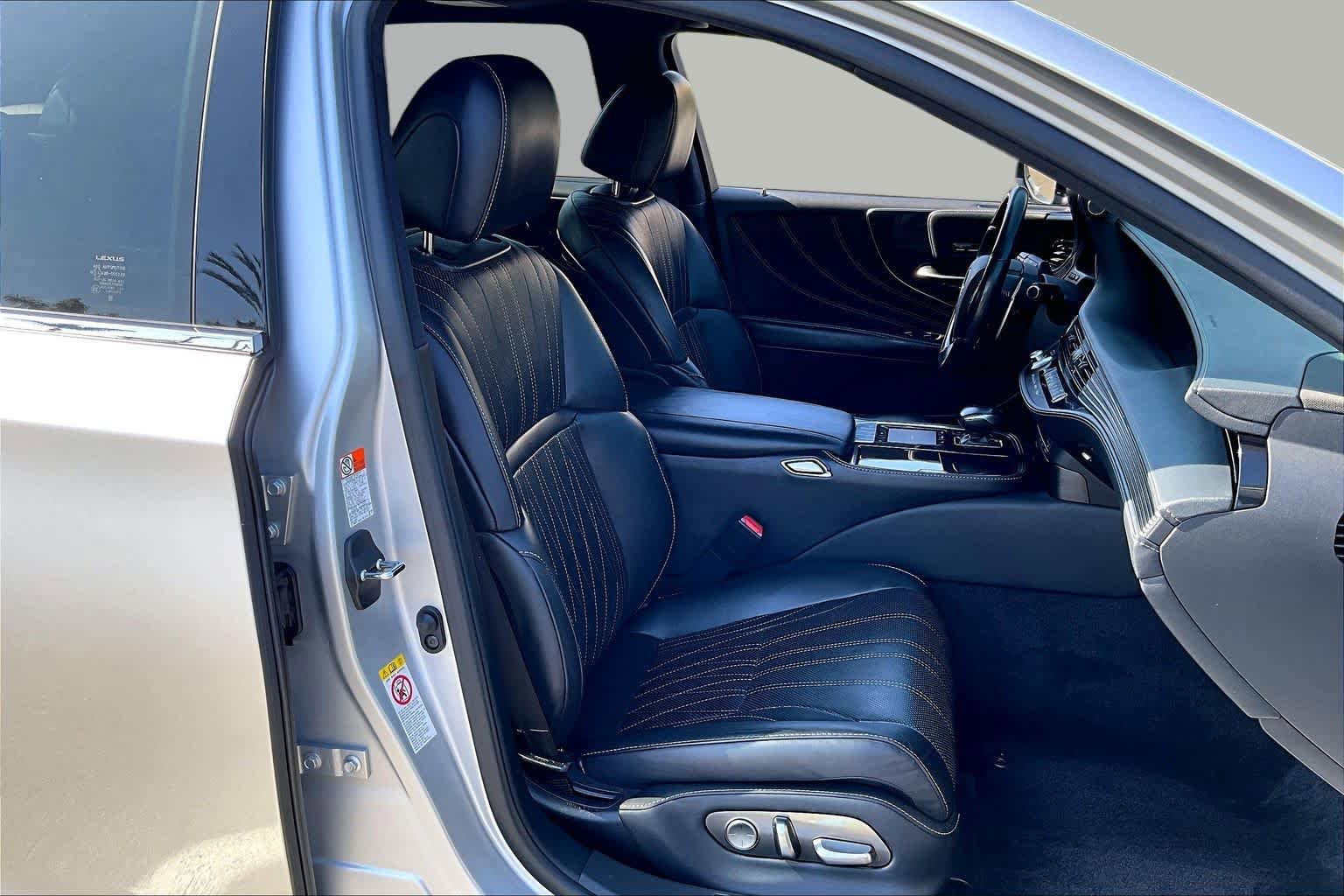 Used 2019 Lexus LS 500 AWD w/ Interior Upgrade Package image 8