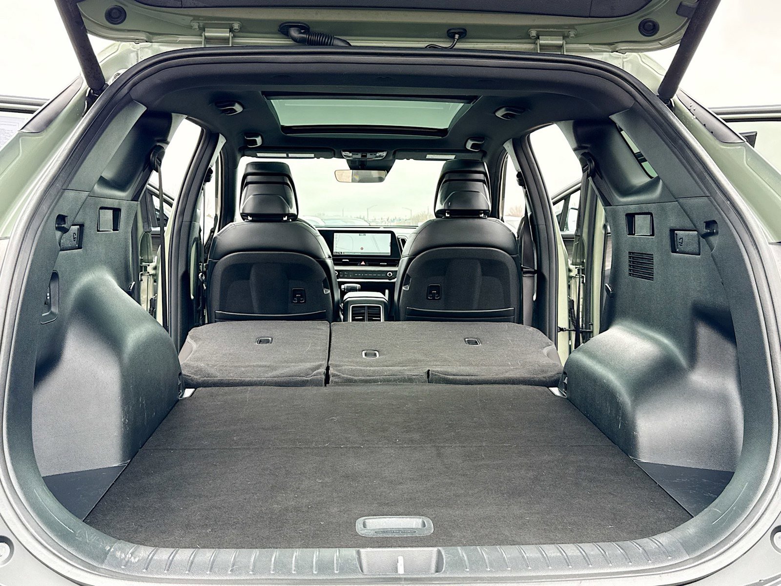 Used 2023 Kia Sportage X-Line w/ X-Line Premium Package image 7