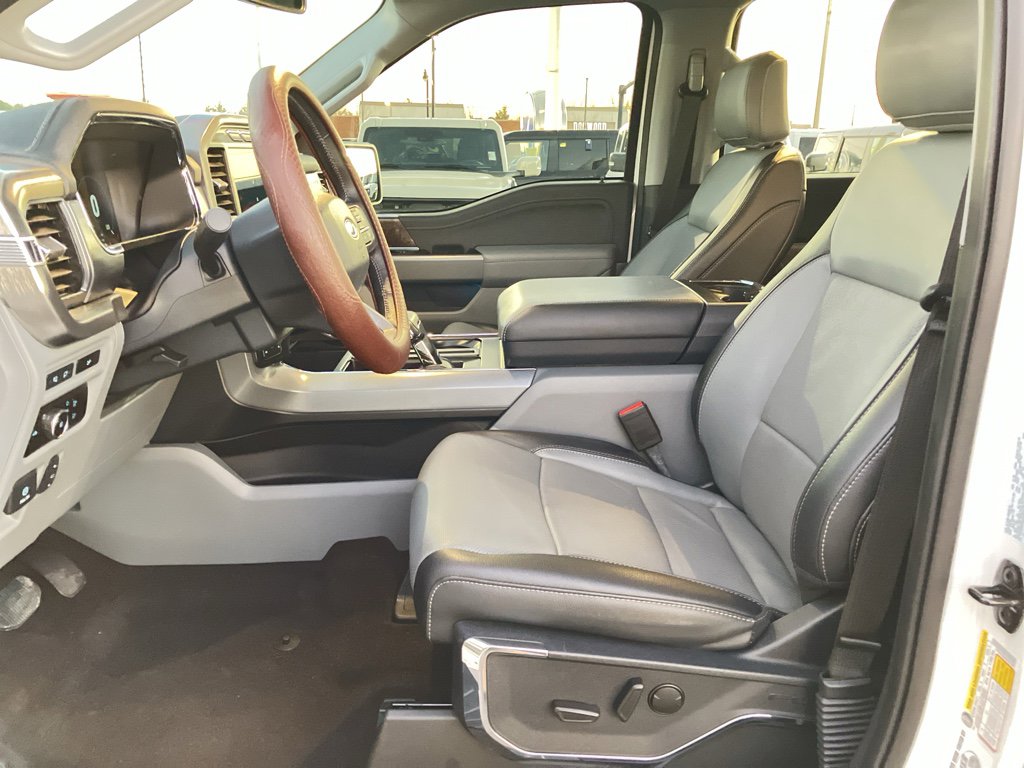 Used 2023 Ford F150 Lariat w/ Max Trailer Tow Package image 28