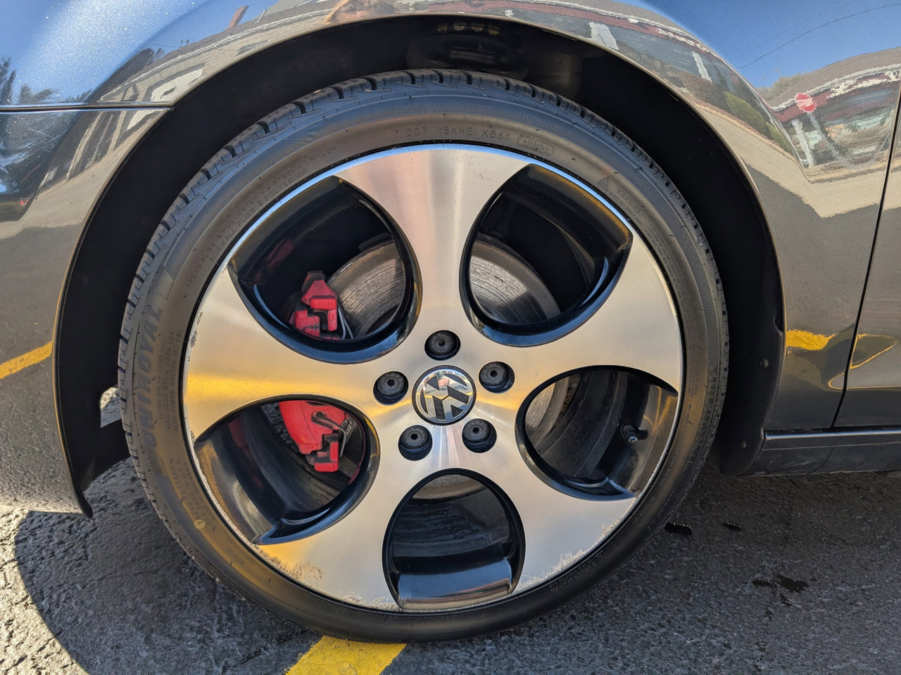 Used 2012 Volkswagen Golf 2-Door image 11