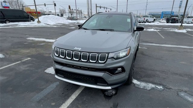 Used 2022 Jeep Compass Limited image 5