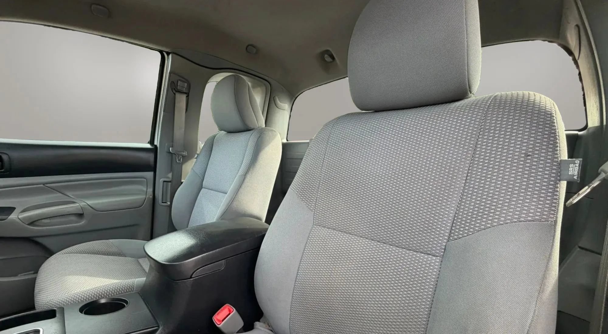 Used 2015 Toyota Tacoma 2WD Access Cab image 9