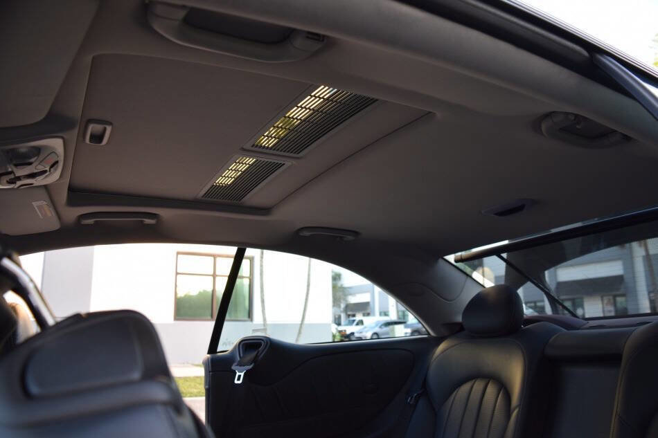 Used 2003 Mercedes-Benz CLK 55 AMG Coupe image 56