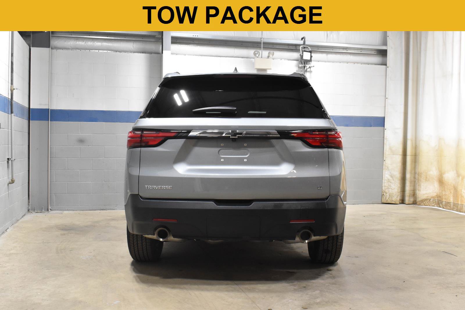 Used 2023 Chevrolet Traverse LT FWD image 5
