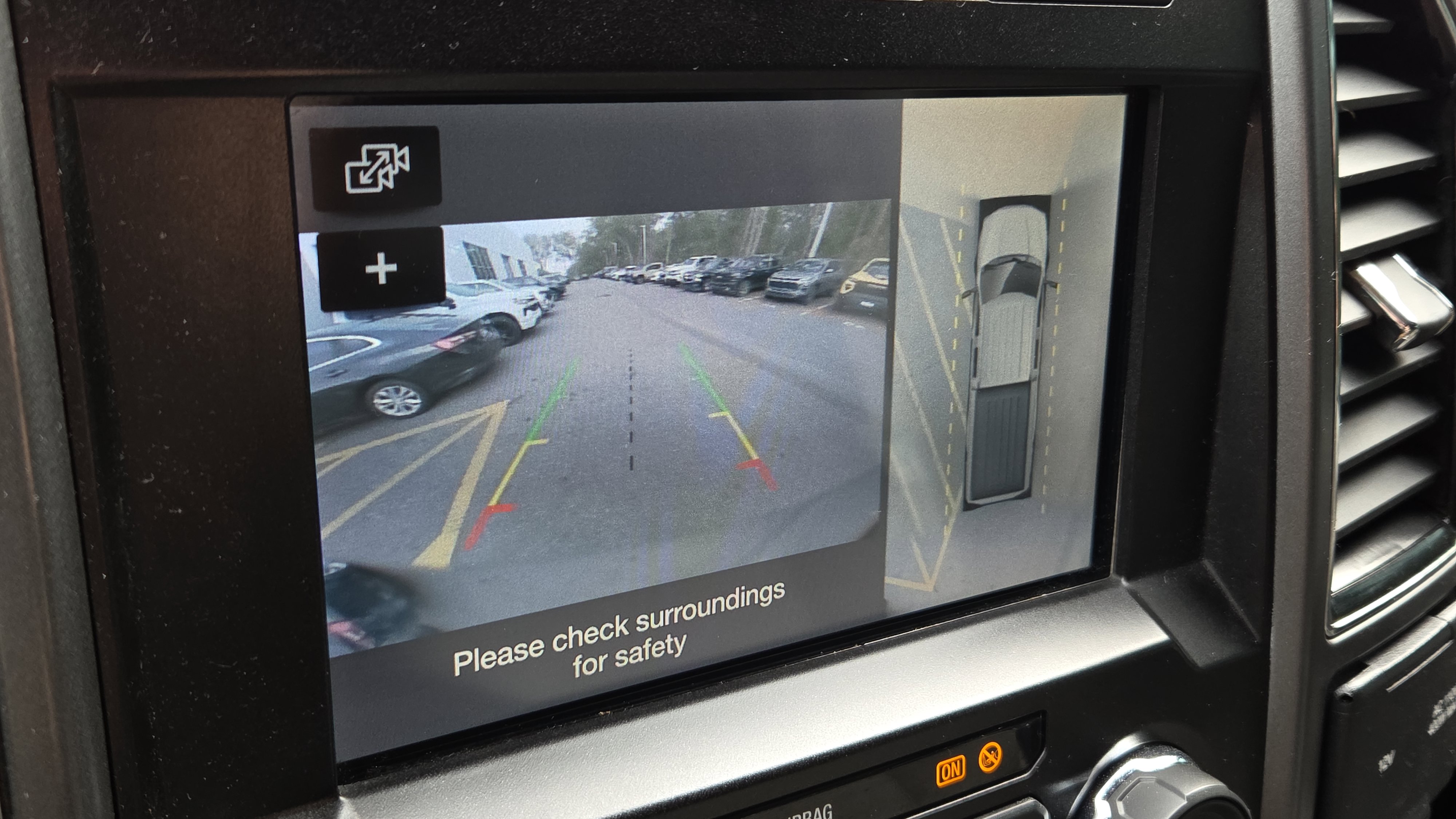 Used 2019 Ford F250 XLT w/ XLT Premium Package image 25