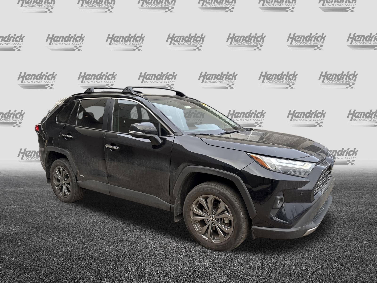 Used 2022 Toyota RAV4 Limited image 2
