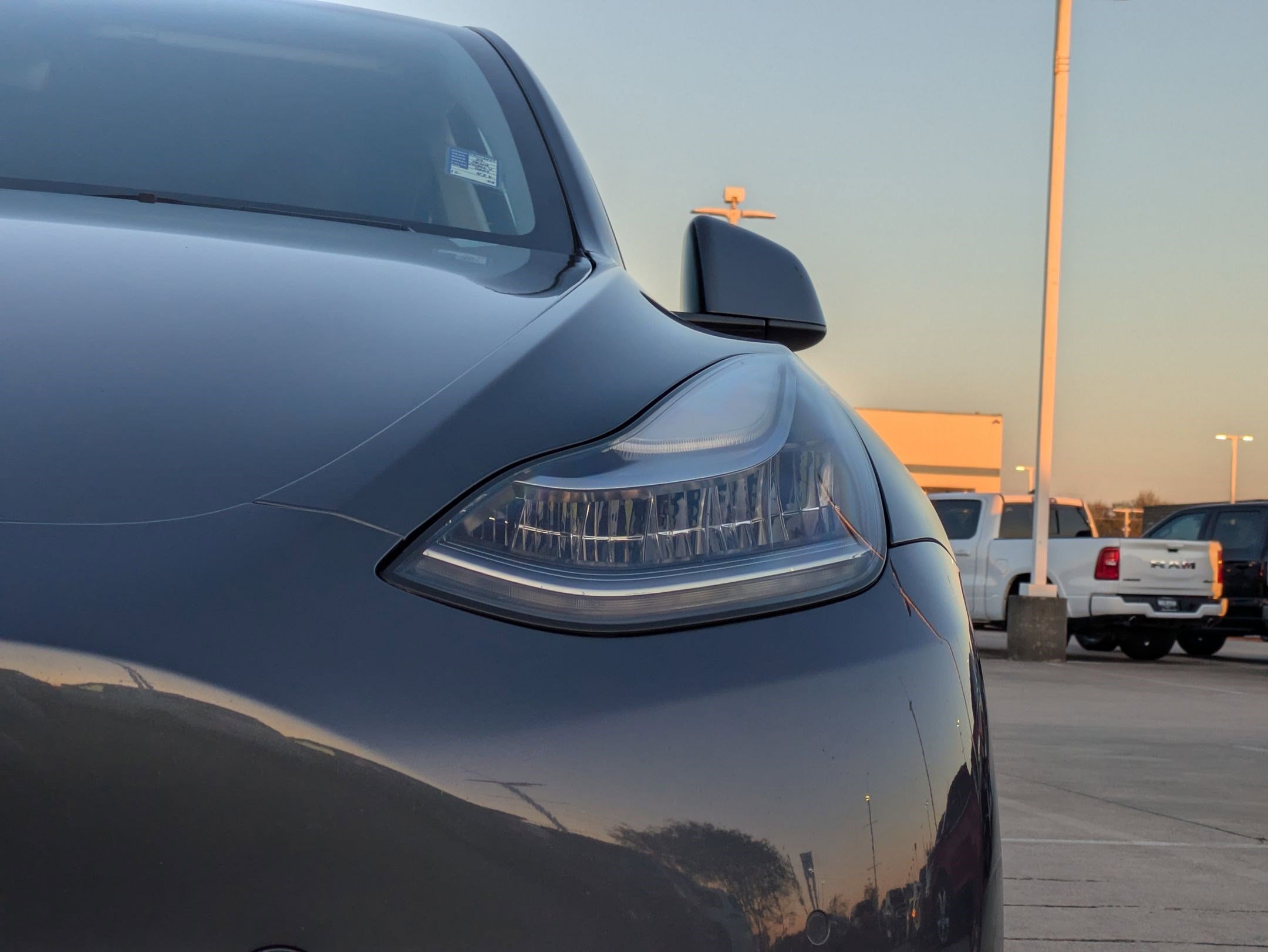 Used 2022 Tesla Model Y Long Range image 11