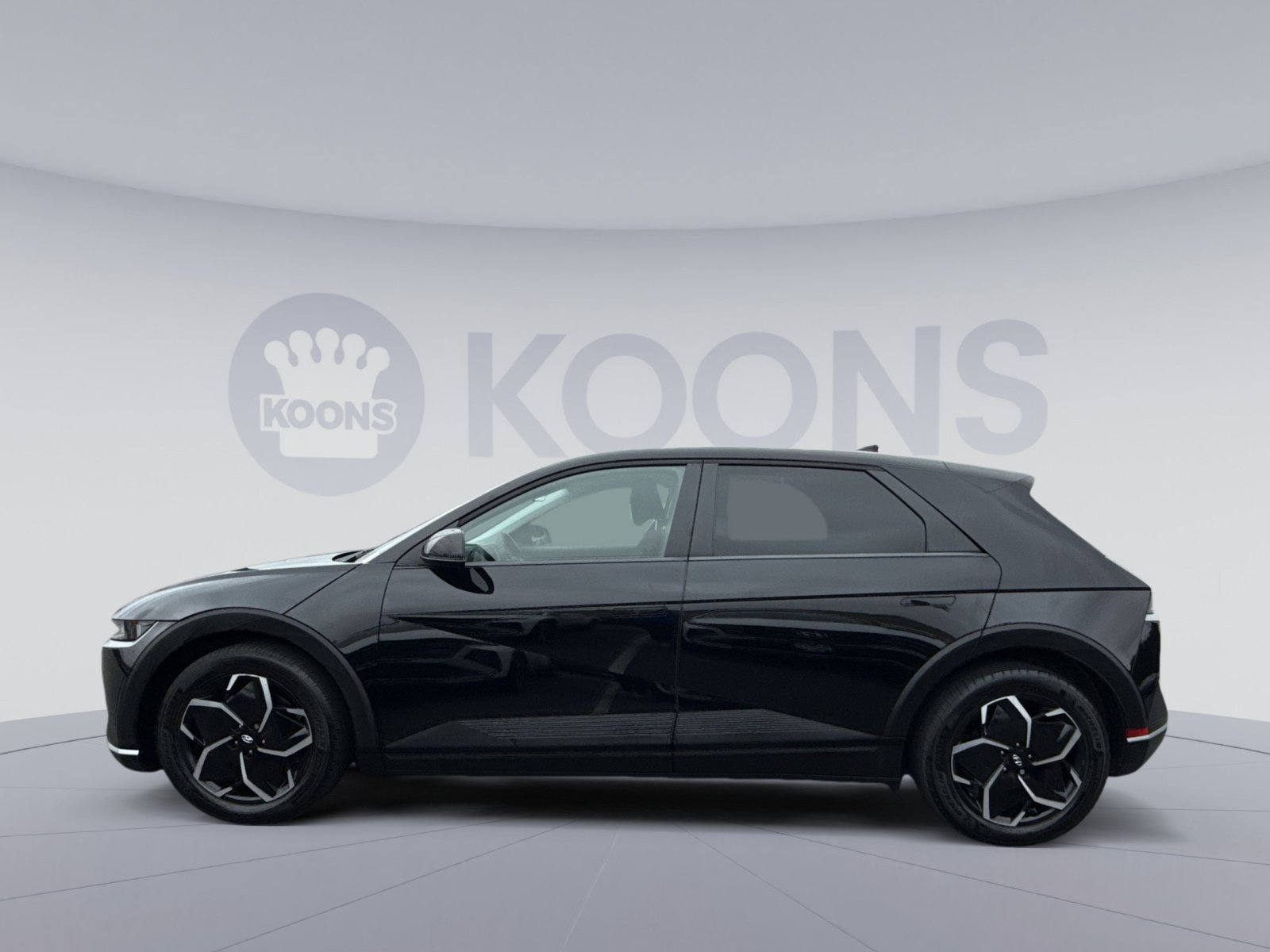 Certified 2024 Hyundai Ioniq 5 SEL RWD image 2