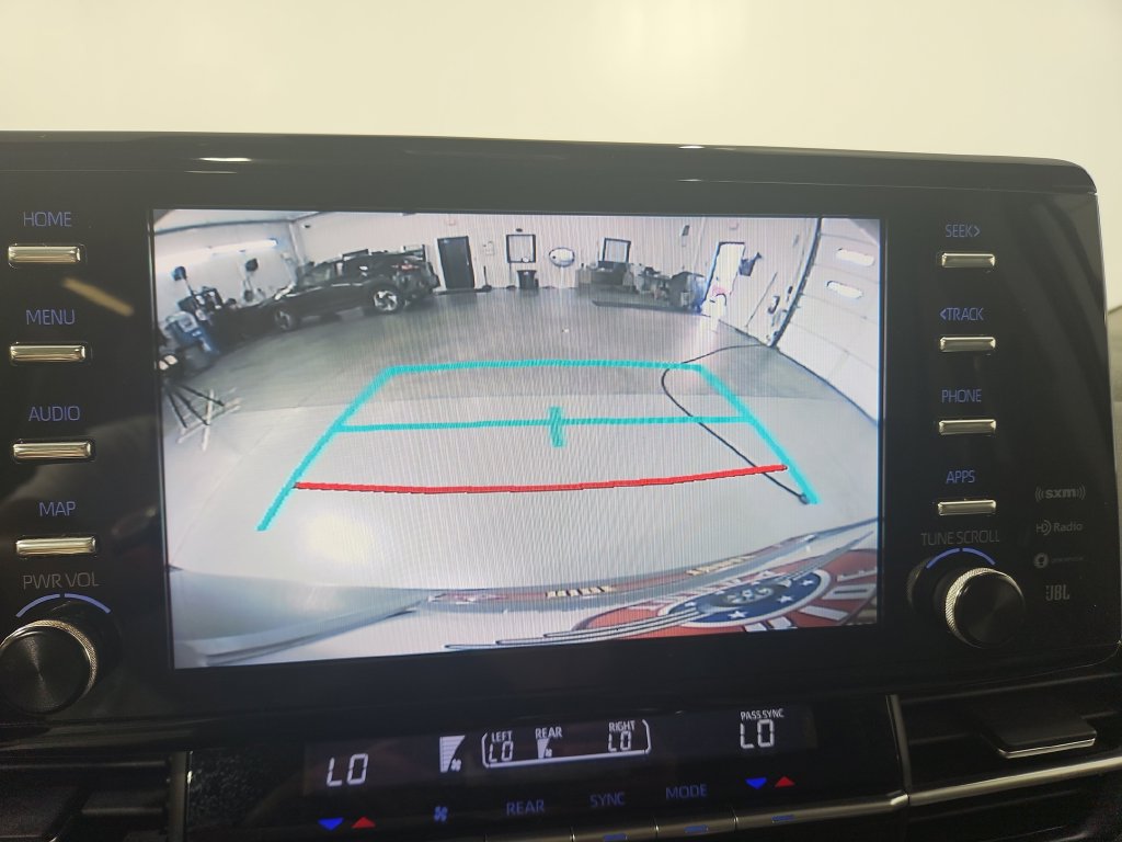 Used 2022 Toyota Sienna XLE w/ XLE Plus Package AWD/4WD image 21