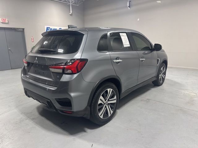 Used 2022 Mitsubishi Outlander Sport SE image 5