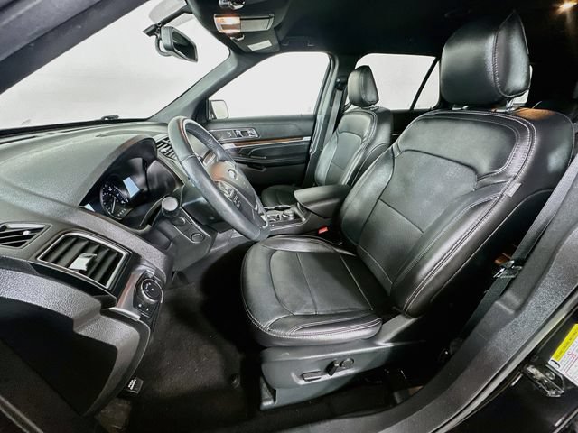 Used 2019 Ford Explorer Limited w/ Class III Trailer Tow Package AWD/4WD image 30