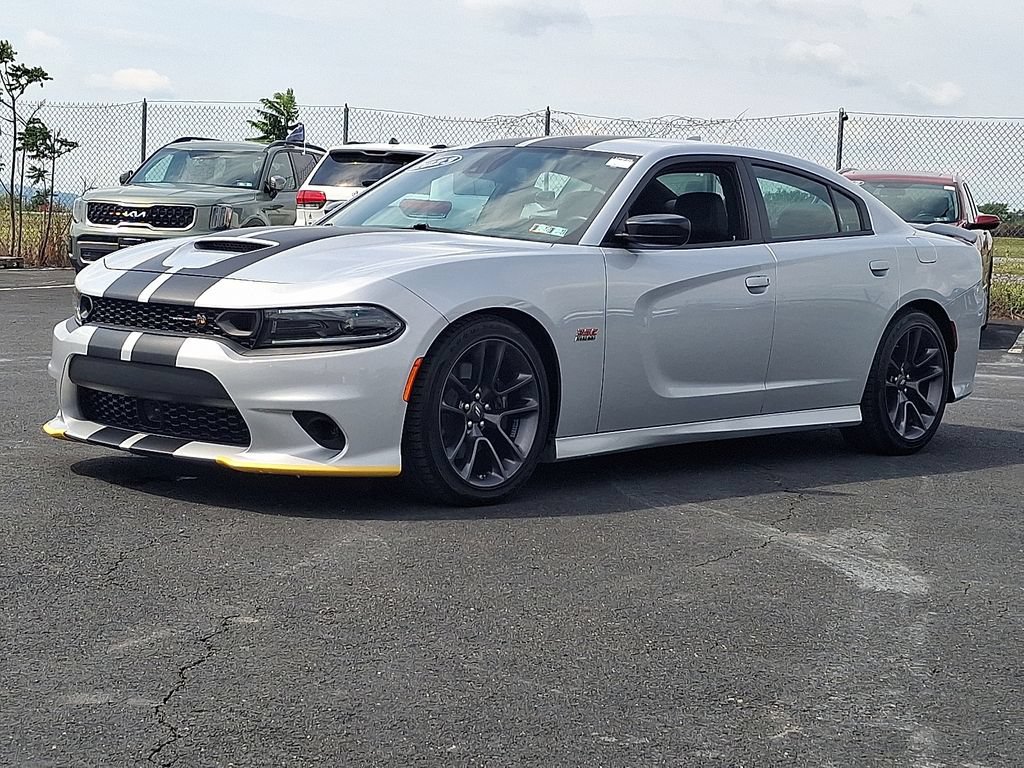 Used 2023 Dodge Charger Scat Pack w/ Plus Group RWD image 3