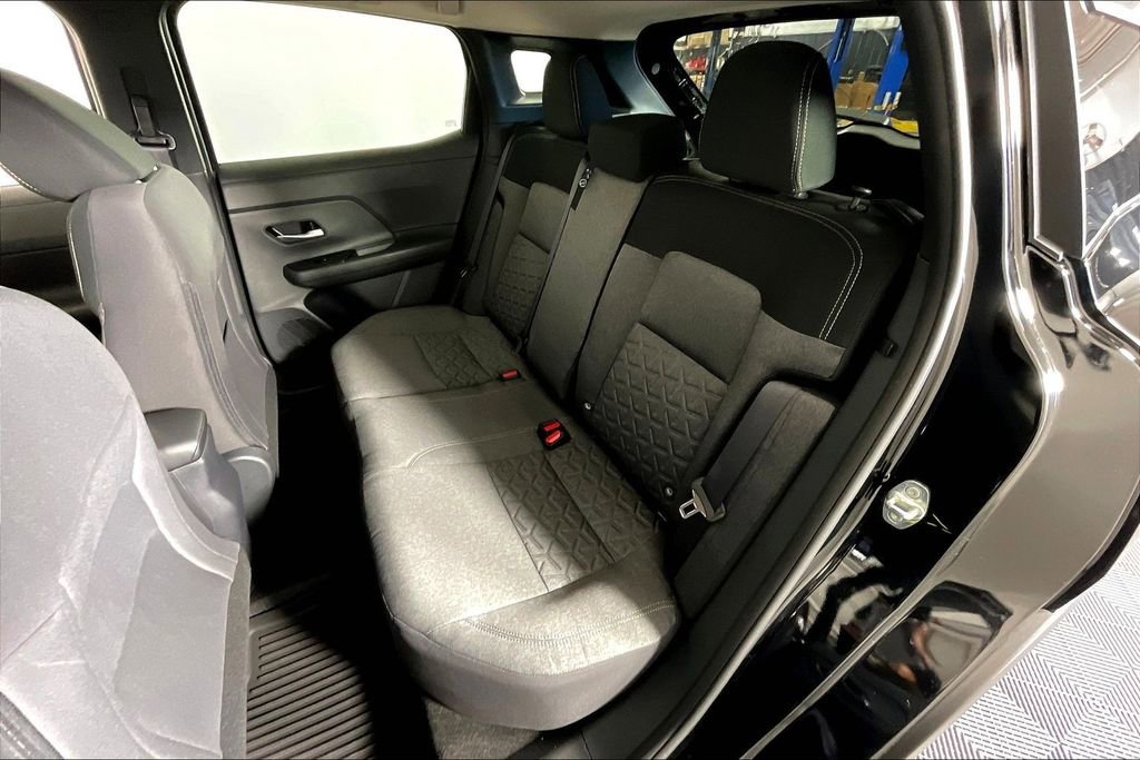 New 2026 Nissan Kicks SV image 15