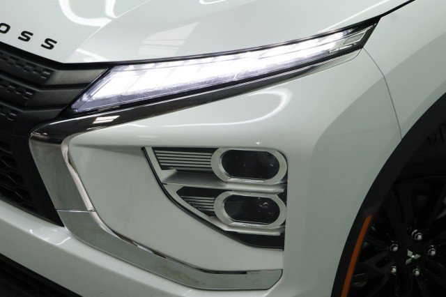 New 2026 Mitsubishi Eclipse Cross LE AWD/4WD image 2
